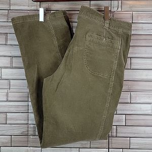 Sierra experience corduroy pant Size 10